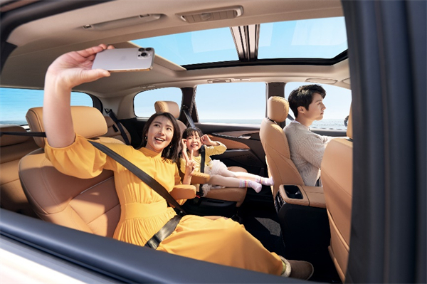 全球唯一10萬級(jí)混動(dòng)MPV——上汽大通 G50 混動(dòng)上市，售價(jià)13.98萬起