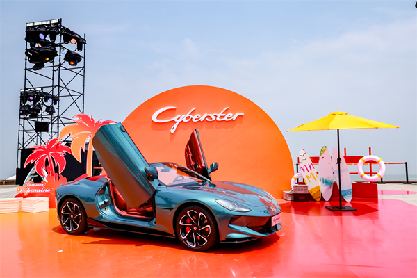 MG All in新能源，MG×OPPO智行車機(jī)互聯(lián)系統(tǒng)將首搭于全新MG4